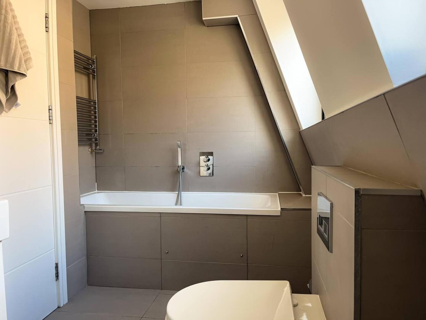 לונדון Omega Terrace, Luxury Modern Interior, Located Close To Alexandra Palace מראה חיצוני תמונה